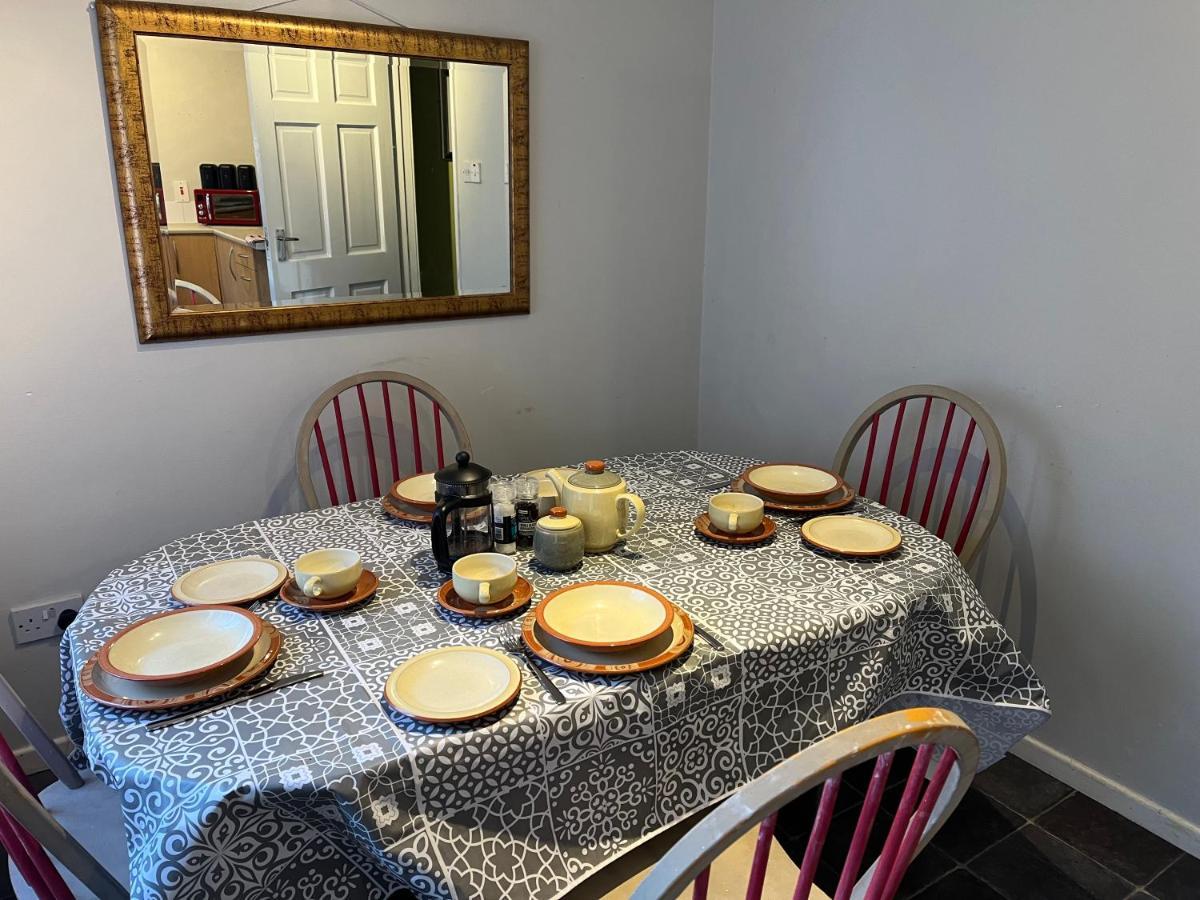 11 Parkmore Street, Ormeau Road, Belfast, Bt7 2Gt, 2 Bedroom House Kültér fotó
